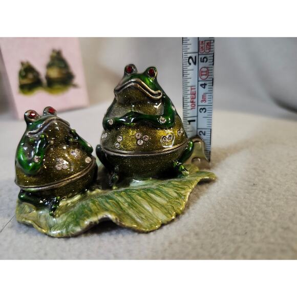 Vintage New Frog Trinket Box Metal Jeweled Mom Baby Set CBOCS - Picture 8 of 9